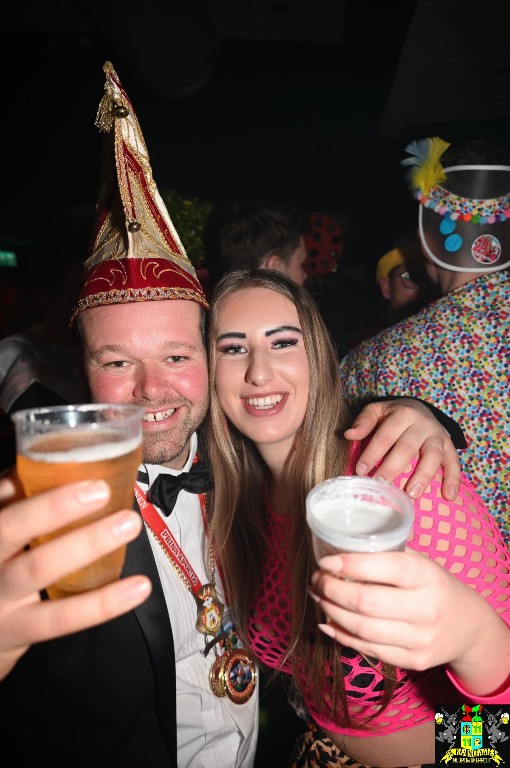 ../Images/Kroegentocht 2025 378.jpg